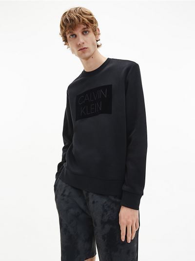 Calvin Klein Ruhák HU499360 | Calvin Klein Organic Cotton Flock Logo Férfi Pulóver Fekete